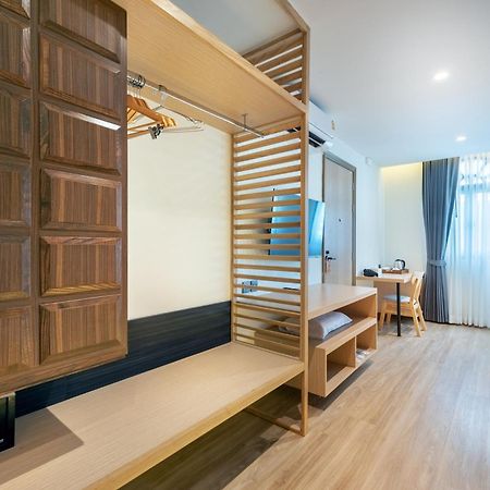 Phra Nakhon Poshtel Banguecoque Exterior foto